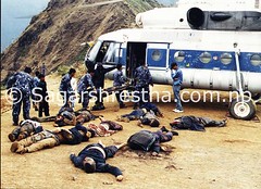Dead Police were taking Helicopter while Maoist Rebel attack in Rukum par Nepalese photographer