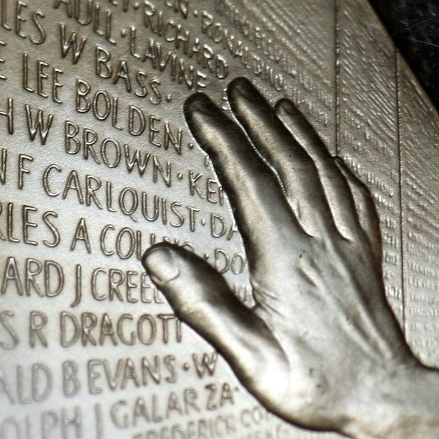 1994 Vietnam Veterans Memorial commemorative U.S. silver dollar proof, detail