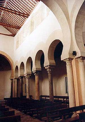 San Cebrián de Mazote, Valladolid. Interior.