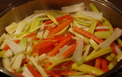 stir-fried leek and carrot