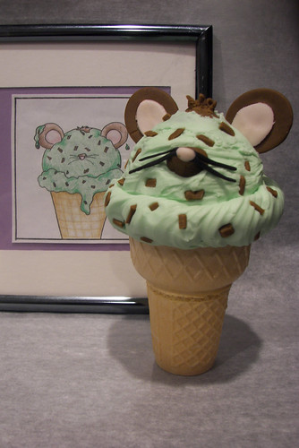 Mint ice cream cone cupcake: Vanilla cupcake baked inside an ice cream cone 