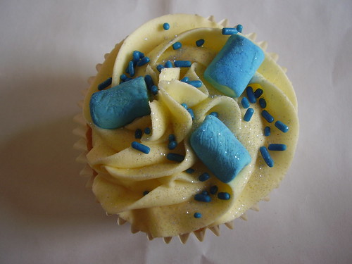 blue marshmallow cupcake