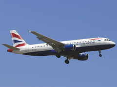 British Airways A320-211 G-BUSJ BCN 29/05/2004