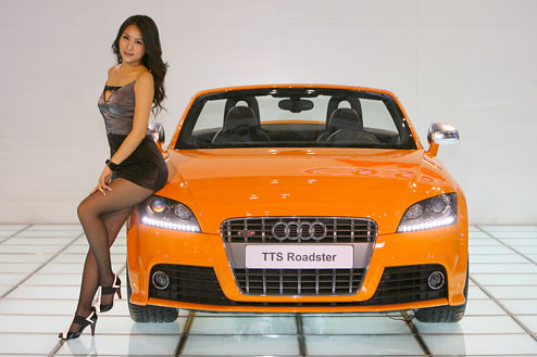 audi babes with tts roadster