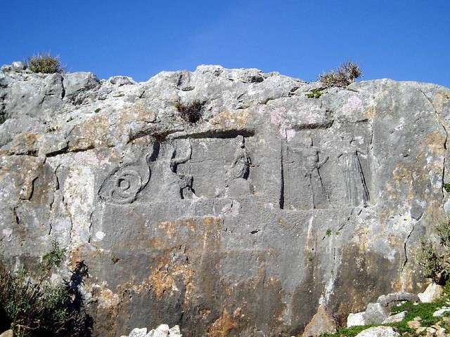  Δυτική Ελλάδα - Αιτωλοακαρνανία - Δήμος Αλυζίας Ανάγλυφα στο Καστρί, Αρχαία Αλυζία