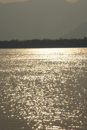 156.波光瀲豔的湄公河