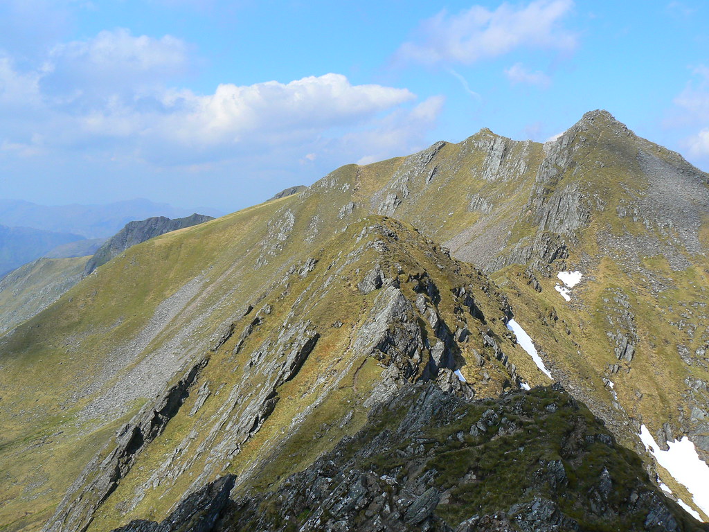 Looking along the Forcan Ridge