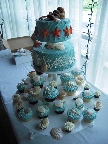 Under the sea wedding cake and cupcakes by Seattle's Look Cupcake via Flickr