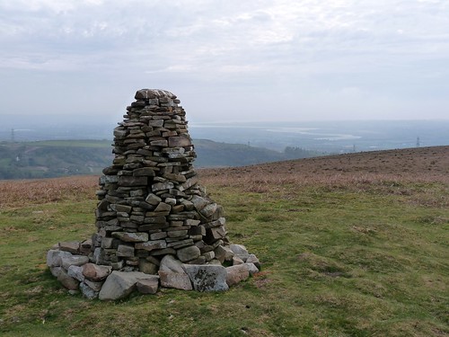 12407 - Peters Cairn, Cefn Drum