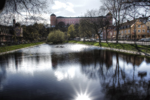 Uppsala. Estanque y castillo.