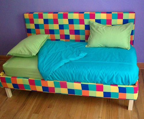 Patchwork Toddler Bed with Bedding