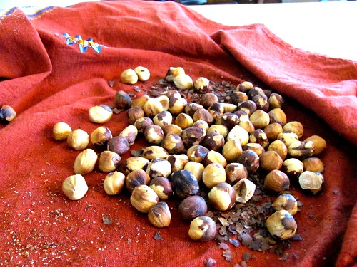 Roasting, skinning & candying hazelnuts