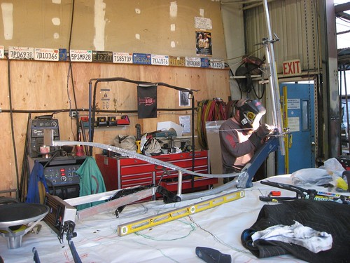 Jay Broemmel welding the head tube on El Arbol.