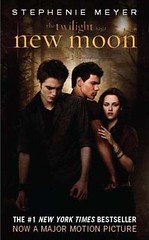 New Moon Paperback--Movie Edition by Luuuucia:)