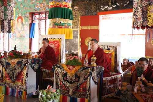 Kyabje Khyentse Yangsi Rinpoche (left) and Kyabje Shechen Rabjam Rinpoche (right) visit Namdroling