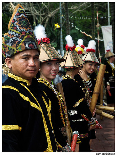 Kaamatan Festival Open House - Rumah Terbuka Kaamatan 2009 Padang Merdeka 1Malaysia Bamboo Music group