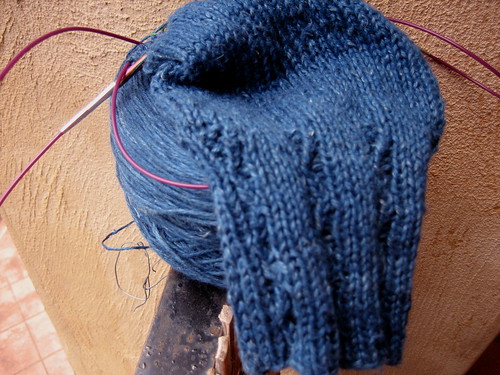 JKD sleeve 1 with yarn