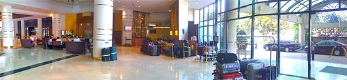Parkroyal Saigon Hotel lobby