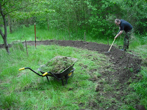 May_16_2010_Sunday_Trail_Building 010