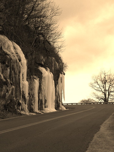 Parkway Icicles