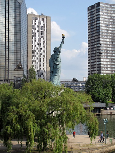 french statue of liberty paris. Statue of Liberty, Paris