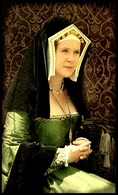 Portrait of Tudor lady