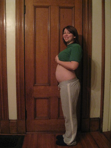 15 weeks pregnant. Here#39;s me at 15 weeks: