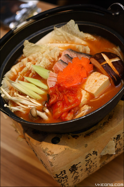 salmon-kimchi-nabe