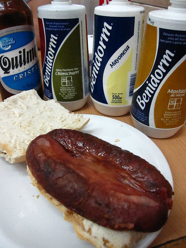 choripan,Quilmes and condiments
