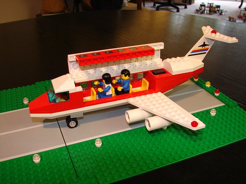 Lego Airport, Set #6392 - Released in 1985