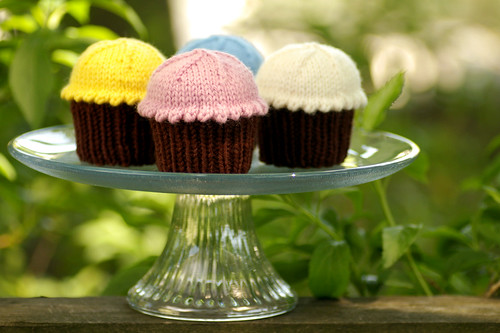 birthday cupcakes by kathrynivy.com.