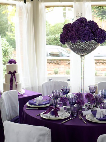 Purple table setting by ConfettiNetwork Posted on 01 27 2010 at 0847 am 