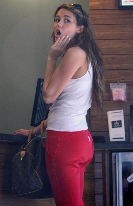 miley-cyrus-without-makeup (9)