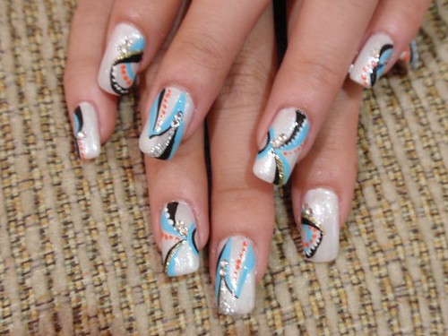 spring nail art pictures, white and blue design