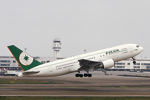 EVA AIR Boeing 767-200