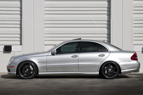 Mercedes E55 AMG on 360 Forged CF 5ive
