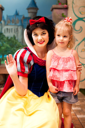 Chloe & Snow White