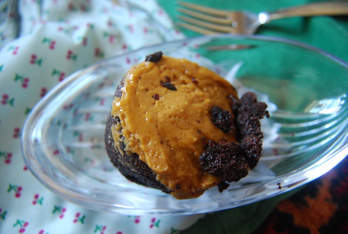 Vegan PB and chocolate cupcake