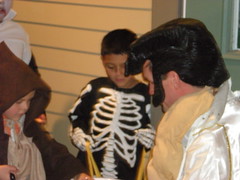 Elvis Hands out Candy to Skelaton