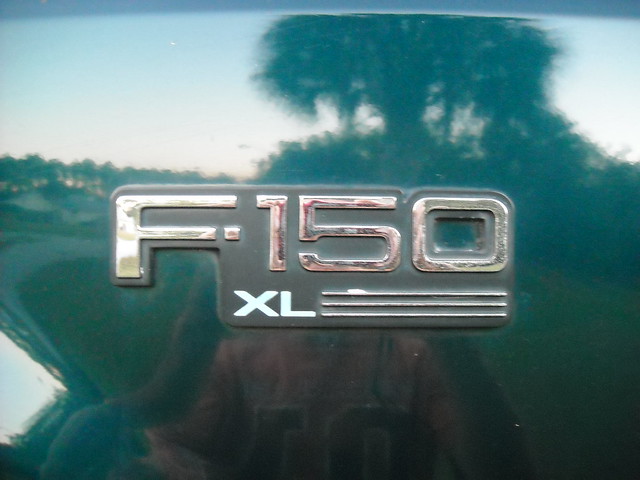 ford truck emblem pickup f150 xl