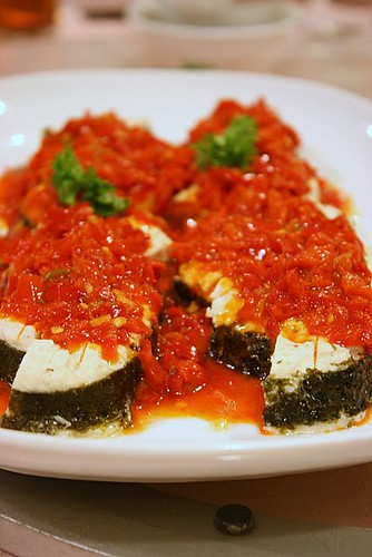 Spicy pan-fried vegetarian fish