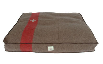 swisscamp_dogbed