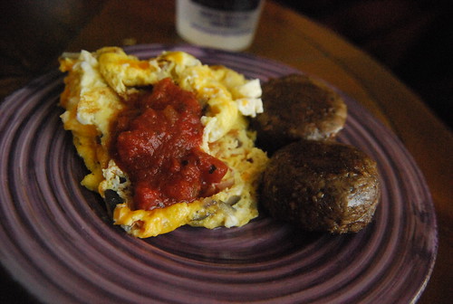 Omelete and veggie sausage