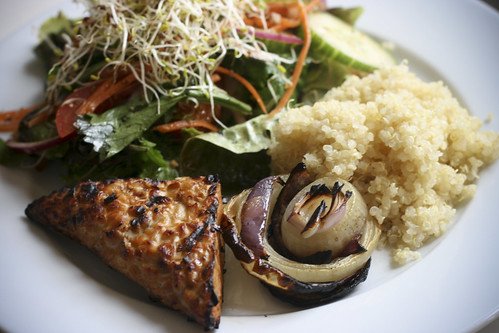 Grilled Tempeh with Quinoa and Salad