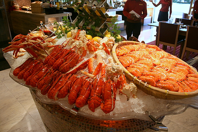 Canadian lobsters, tiger prawns, and snow crabs