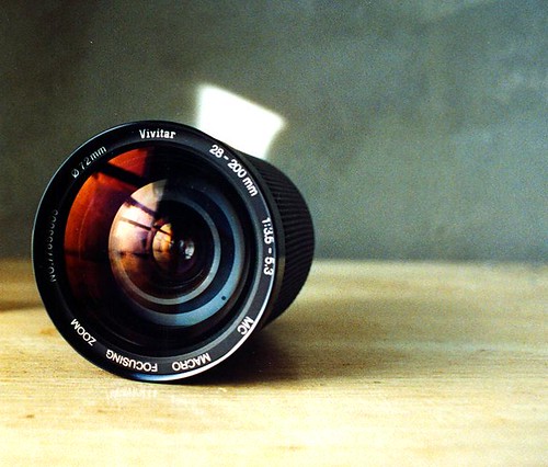 Off-Brand FD Lens - Vivitar 28 - 200mm Zoom Lens