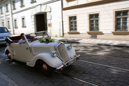A wedding car in Prague
