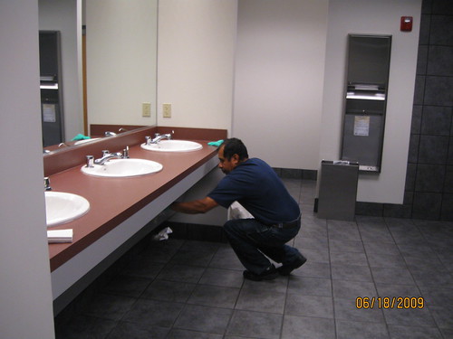 Janitor Service - Commercial Building Maintenance LLC.