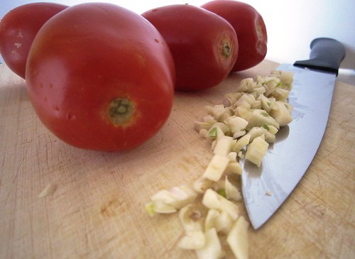 Chopping garlic, take two