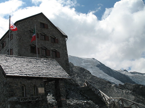 Payerhütte am Ortler in Sulden (3.029 m)